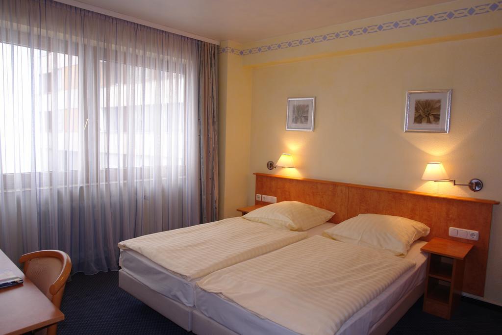 Cityhotel Primavera ترير الغرفة الصورة